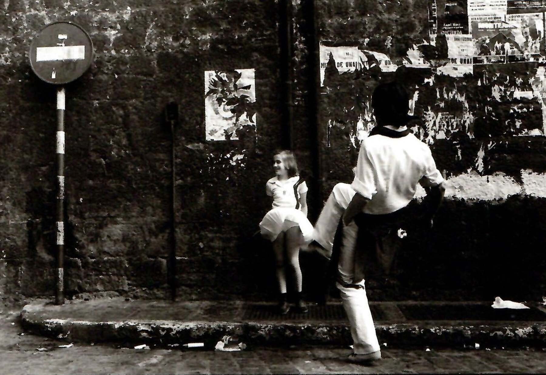 Foto 06. Antes de ser Marilyn Monroe fui mujer. Del reportaje monográfico Los Sanfermines. Pamplona 1977 (Foto Koldo Chamorro, cortesía de la familia)