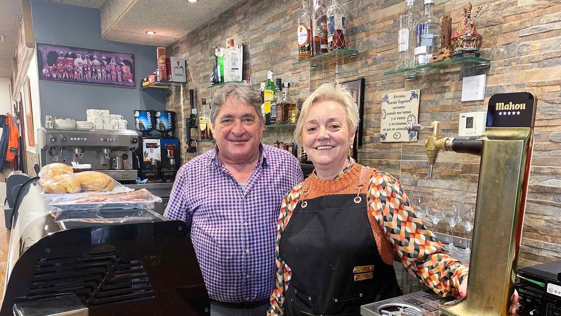 José Antonio y Berna, 40 años dando almuerzos caseros en un bar de Pamplona: 