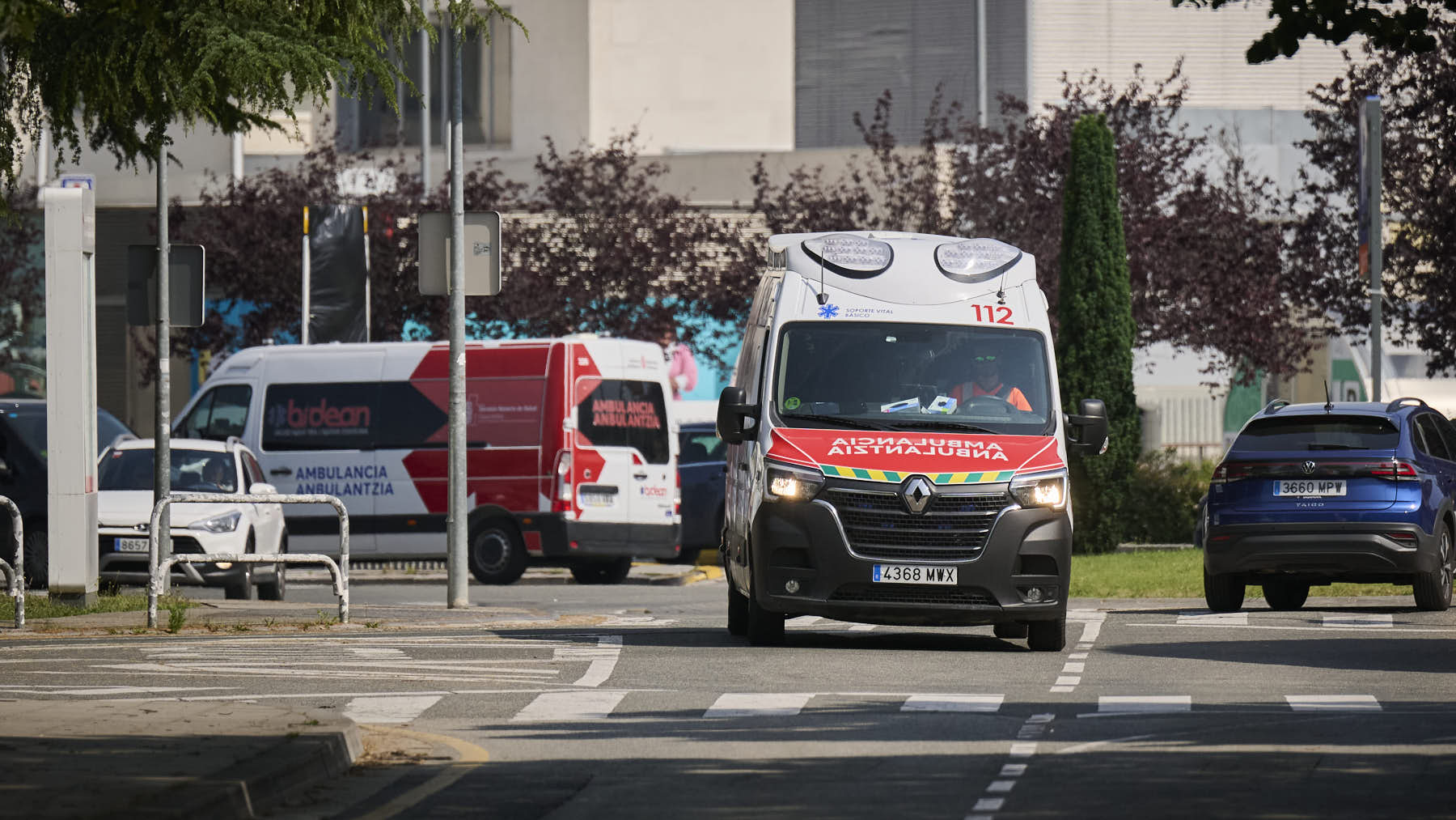 Jornada negra en Navarra: tres accidentes laborales en tan sólo dos horas dejan sendos heridos graves