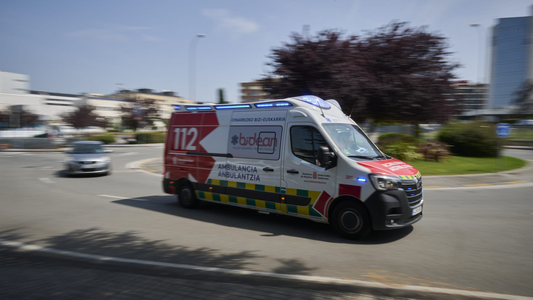 Nuevo accidente laboral: herido grave tras caerse de un camión en un polígono industrial de Navarra