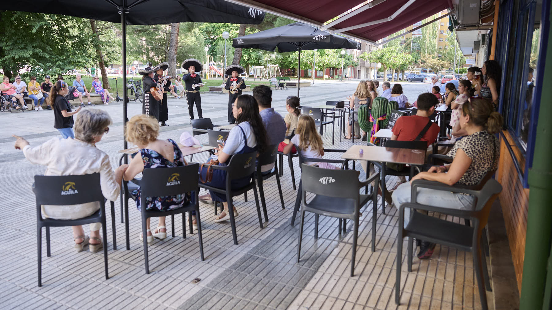 Inauguración del nuevo restaurante Corazón Mexicano de la mano de  los hermanos Mayra y Daniel Costa. Calle Esquiroz 25, trasera en Iturrama. PABLO LASAOSA