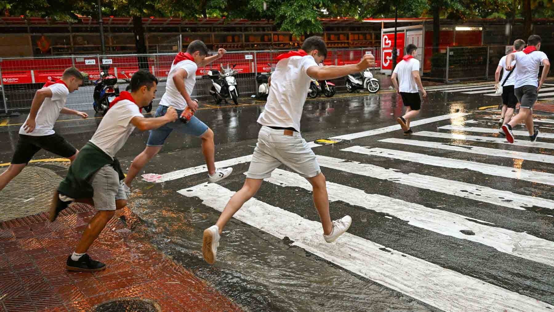 Pamplona modifica el programa de San Fermín ante los riesgos de lluvia: los actos afectados