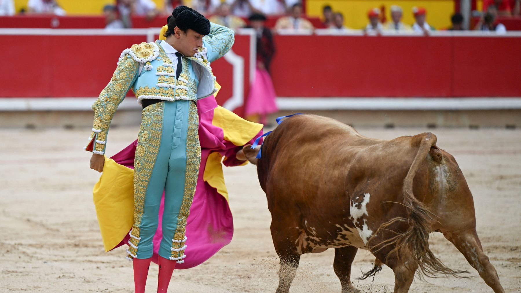Roca Rey abdica en San Fermín, pero nadie toma su trono ante una buena corrida de Jandilla en Pamplona