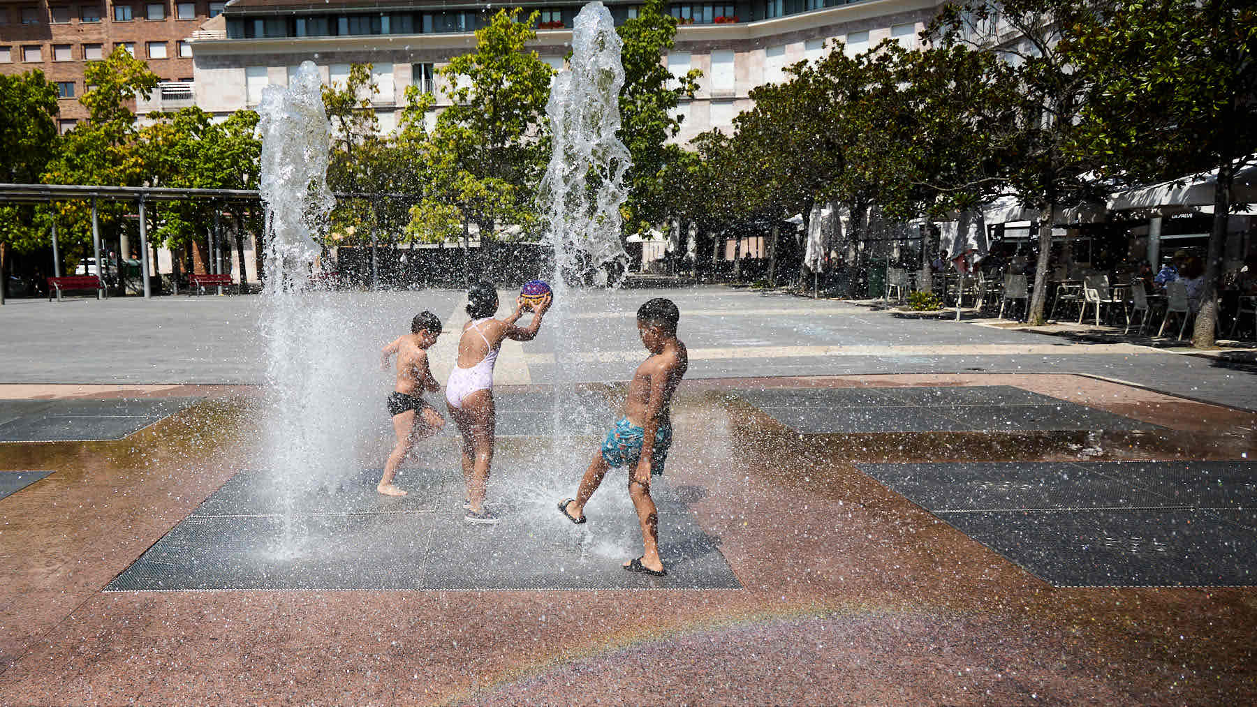 Navarra, bajo aviso naranja por calor: los termómetros se disparan hasta los 39 grados y la AEMET avisa de tormentas