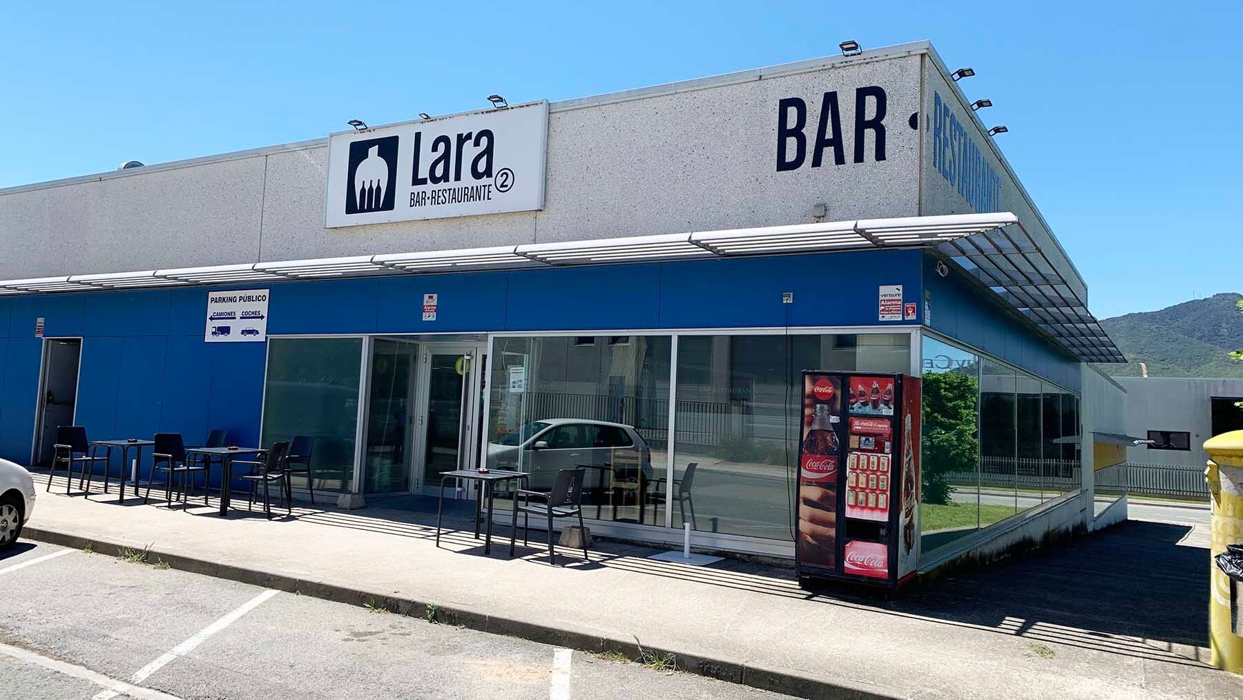 Fachada del bar restaurante Lara en Villatuerta. Navarra.com