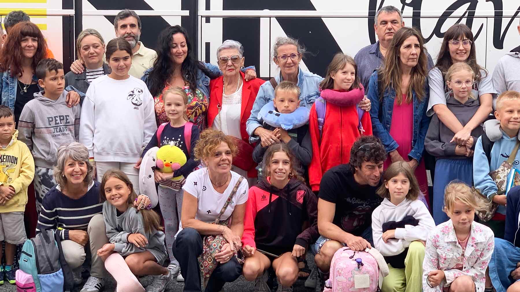 Las familias navarras despiden a los menores ucranianos acogidos durante el verano. Navarra.com