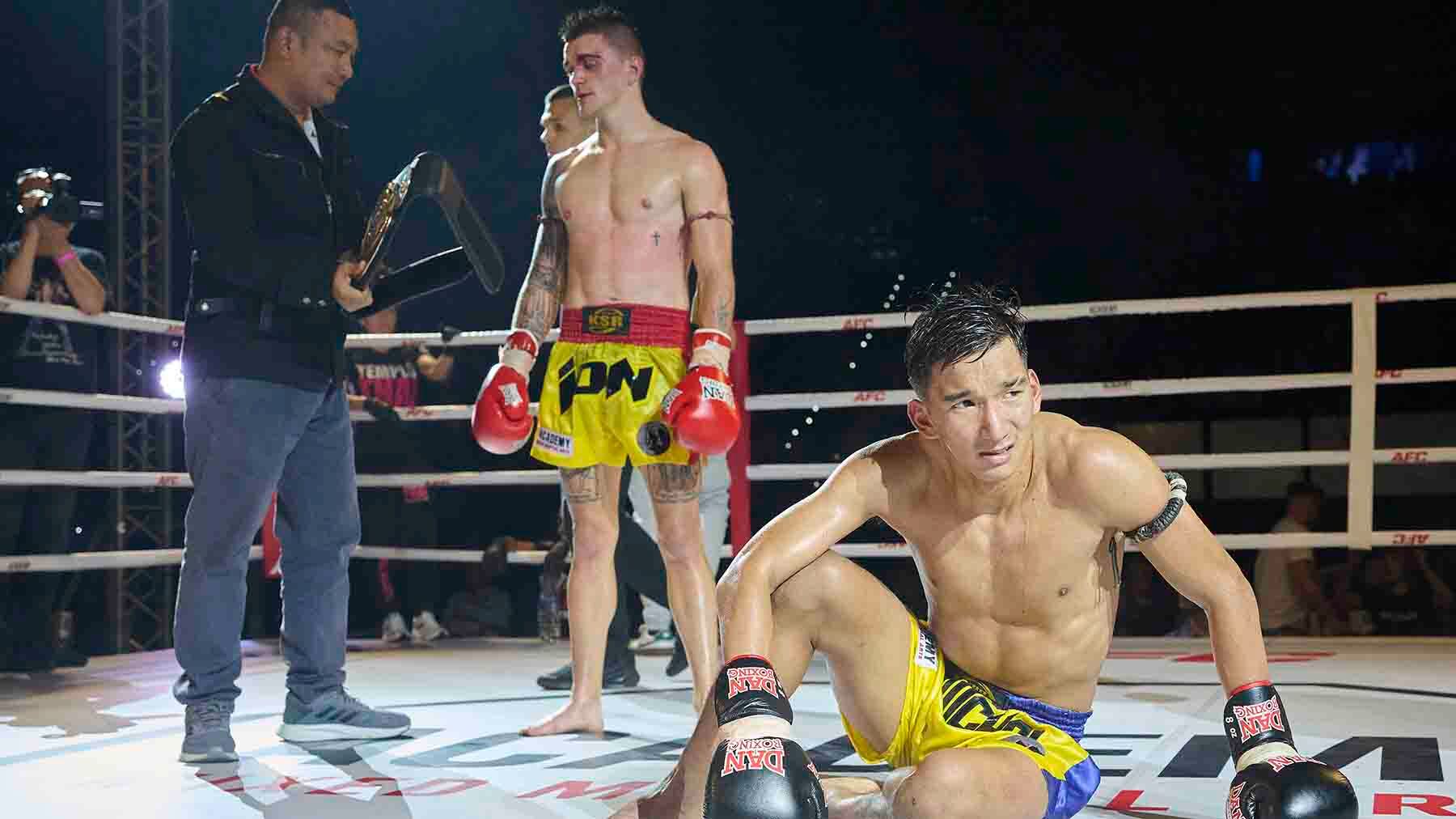 La noche que Pamplona coronó a un campeón del mundo: el navarro Ion Fernández reina en el Muay Thai
