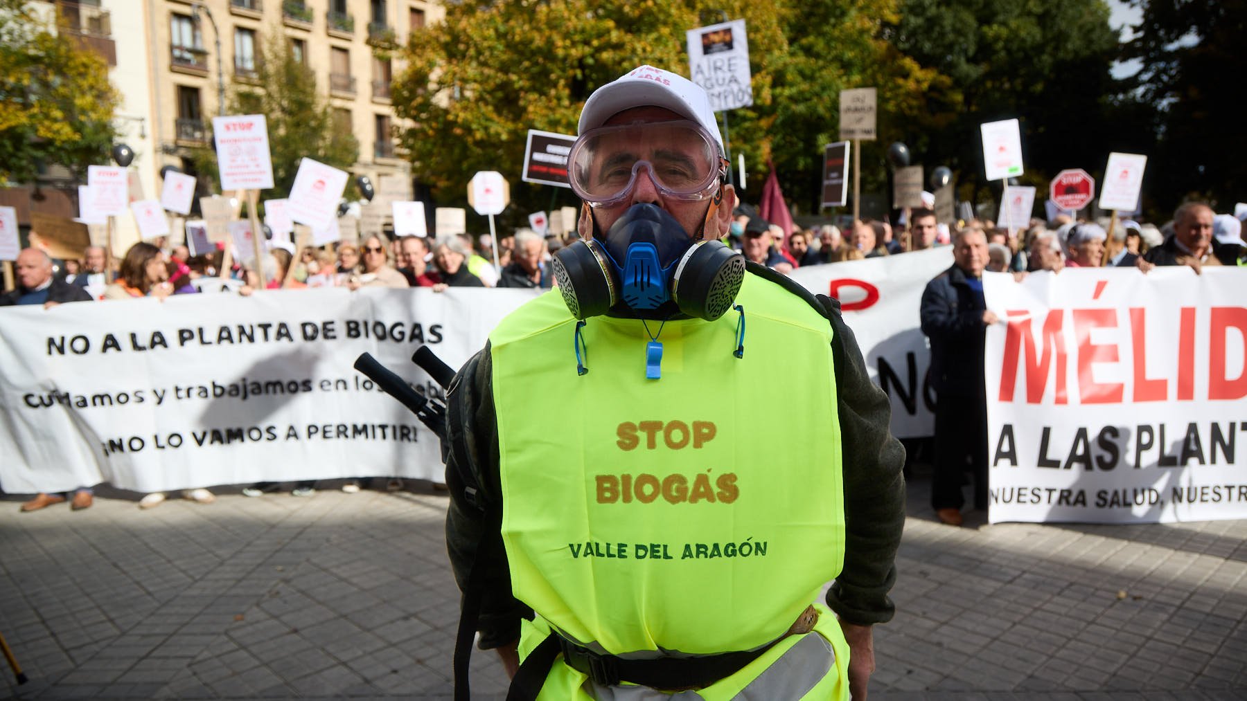 Plataformas populares de Navarra se movilizan en Pamplona contra las plantas de biometano. IÑIGO ALZUGARAY