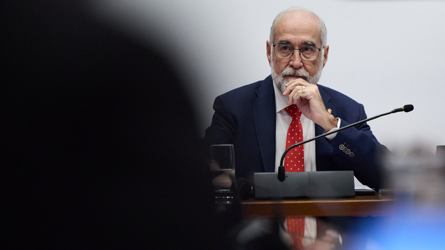 UPN carga contra Chivite por mantener a Domínguez pese al aumento de pacientes en lista de espera