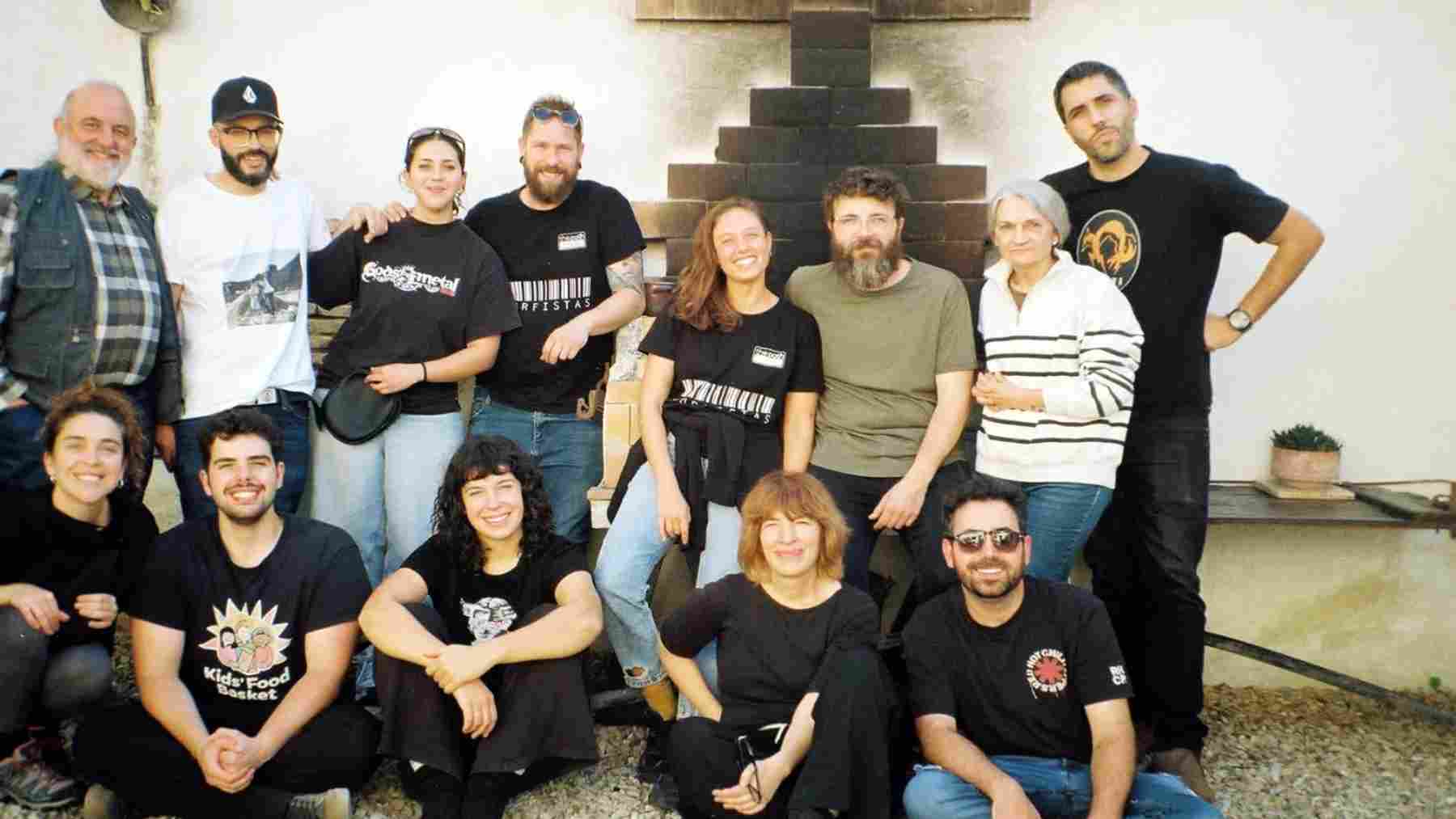 Dos cortos rodados en el mismo pueblo de Navarra aspiran a un importante premio de cine