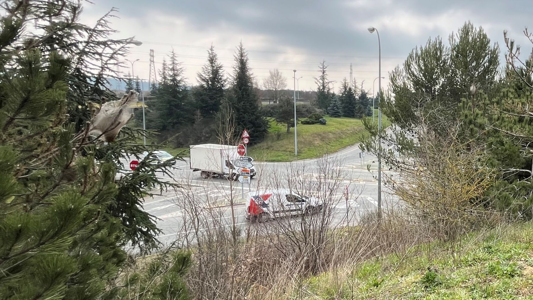 La nueva rotonda que eliminará un peligroso cruce entre la ronda de Pamplona y un transitado polígono