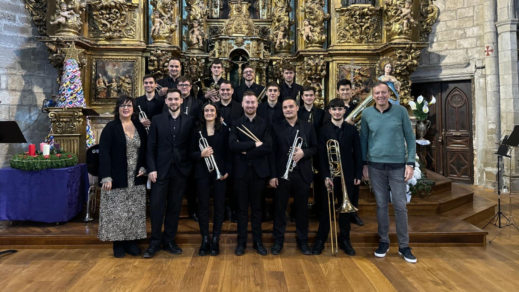 VÍDEO | El Himno de Navarra emociona en un concierto de viento metal en un pequeño pueblo