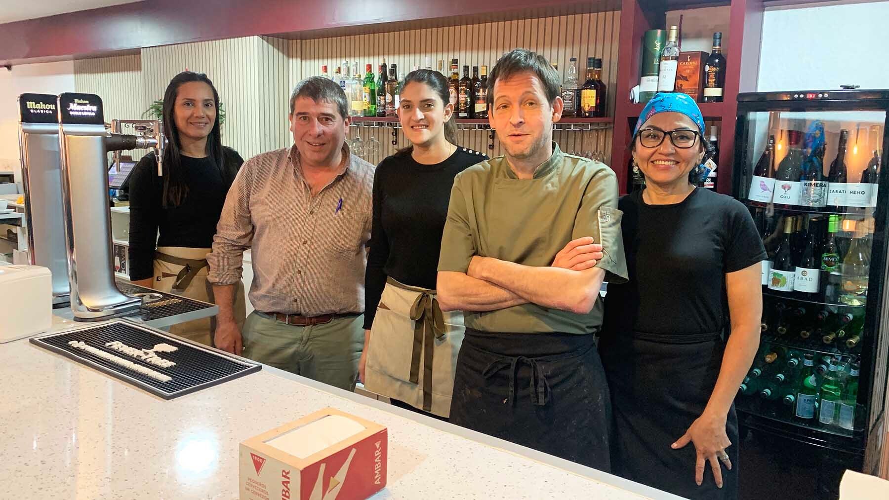 El nuevo restaurante que enamora a un barrio de Pamplona con sus croquetas de jamón