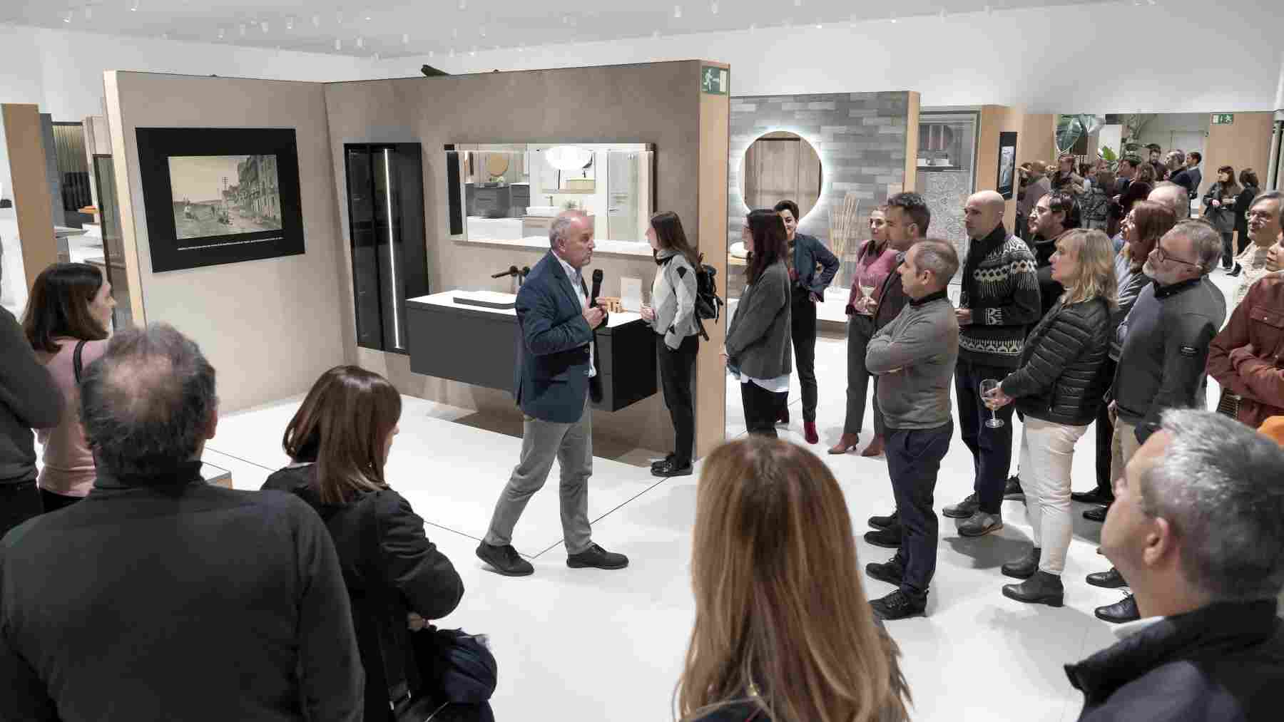 La empresa navarra de cerámicas que ha convertido su exposición en un museo por un día con ‘Secretos de Pamplona’