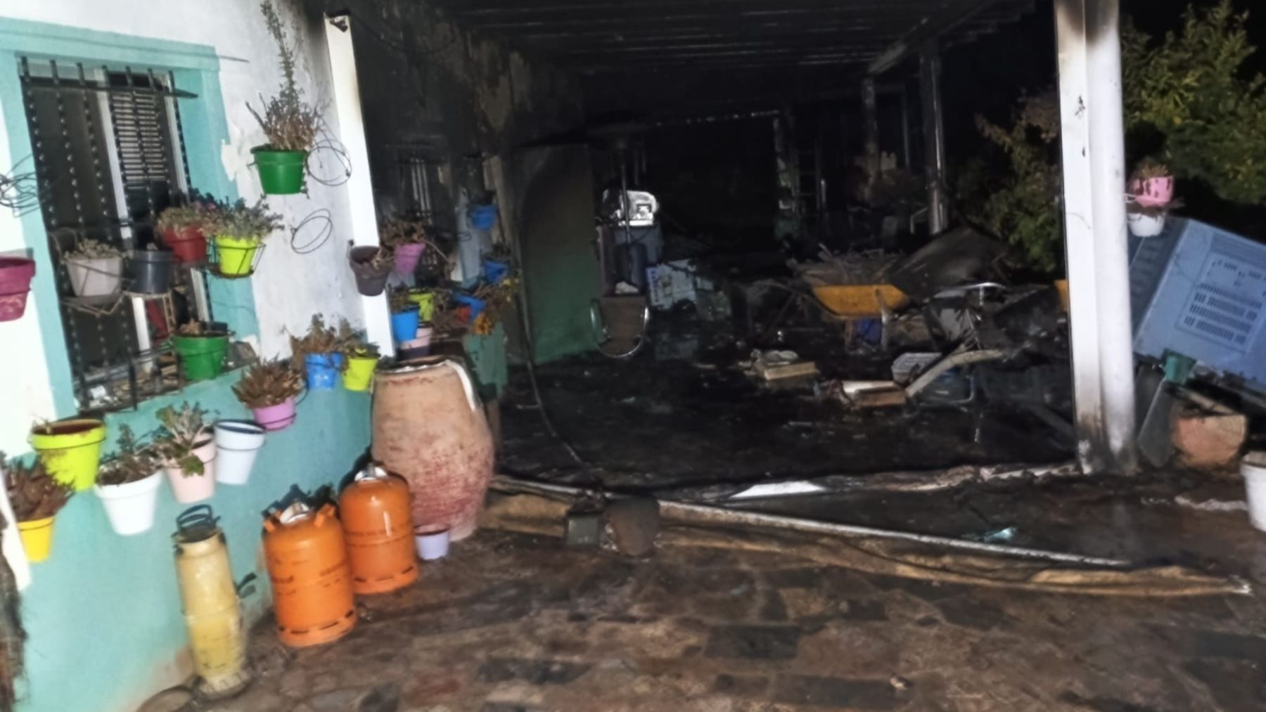 Un fuego en una caseta en Navarra termina con un herido grave por quemaduras