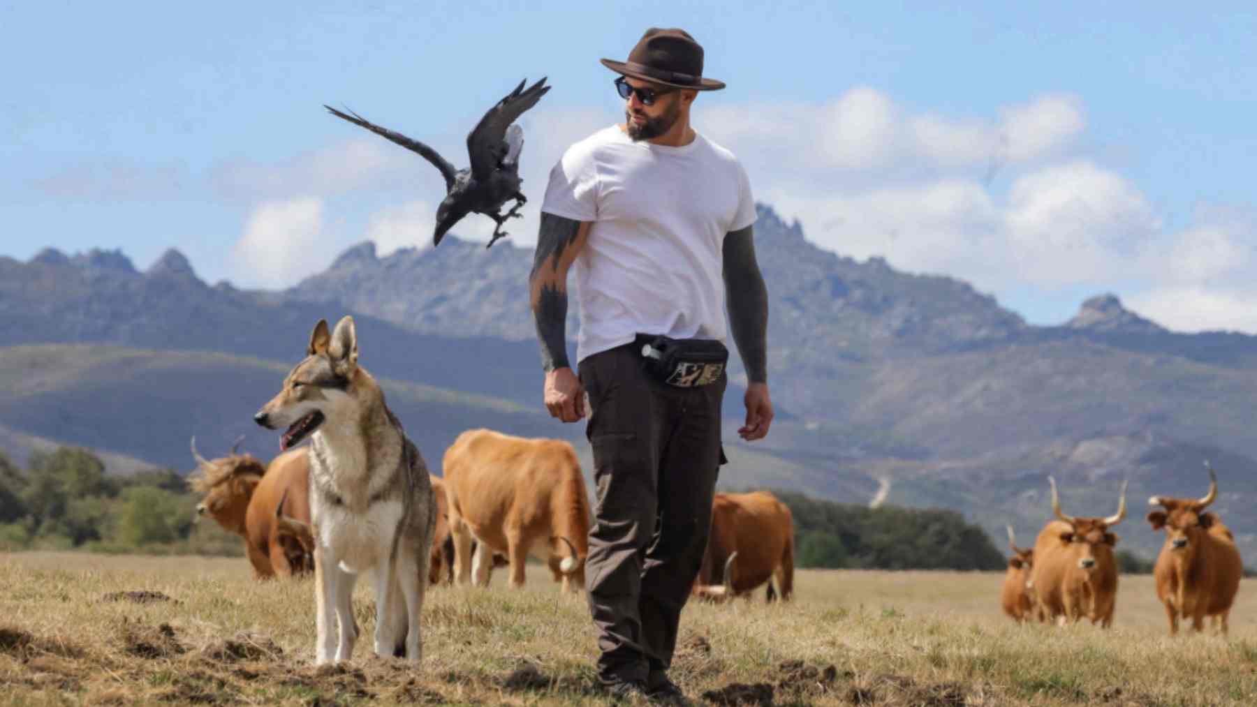 El conocido influencer Javi Otero explica por qué no regalar animales esta Navidad en un emotivo vídeo