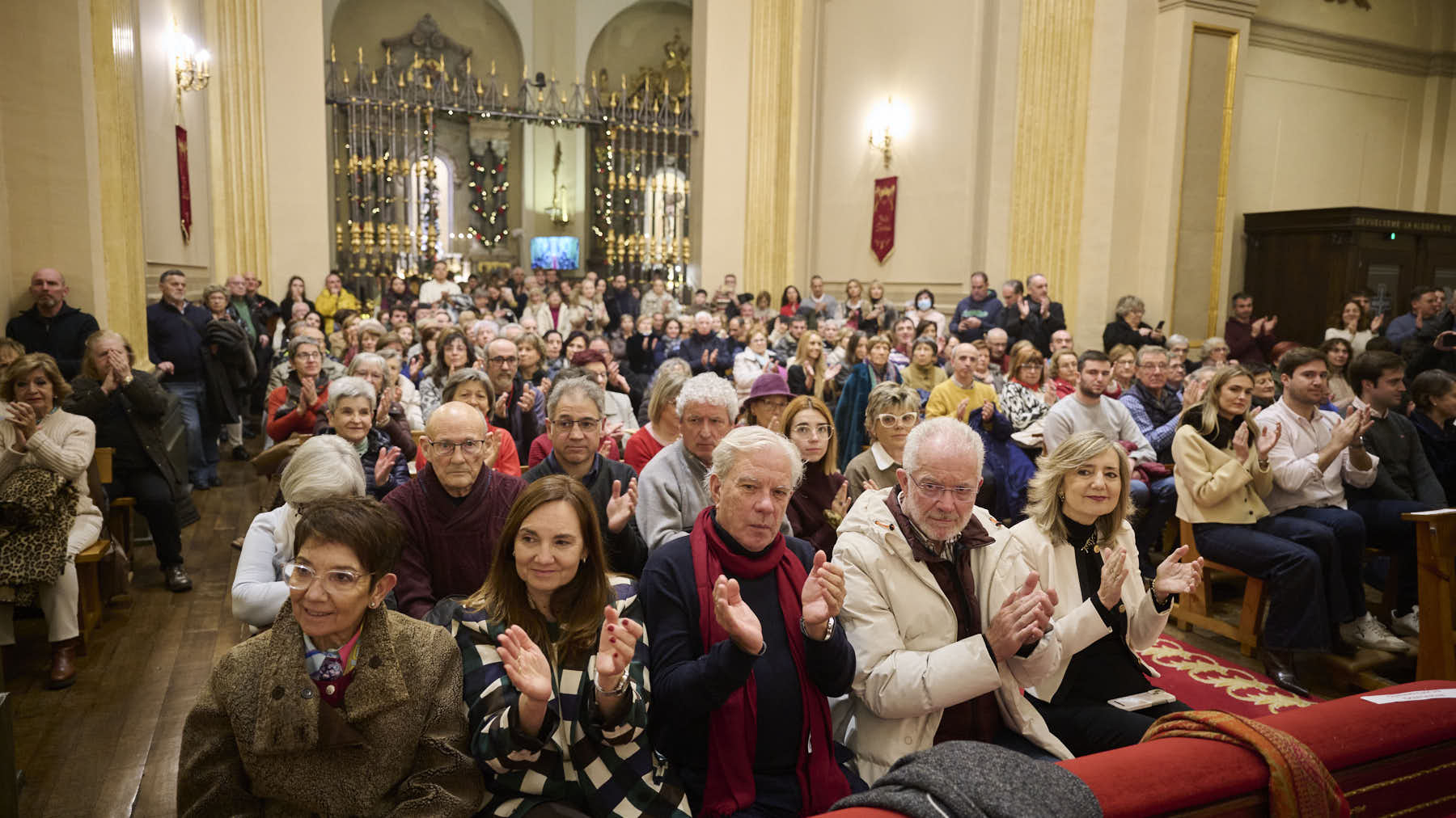 Primer pelda&ntilde;o de la tradicional escalerica de San Ferm&iacute;n 2026. PABLO LASAOSA