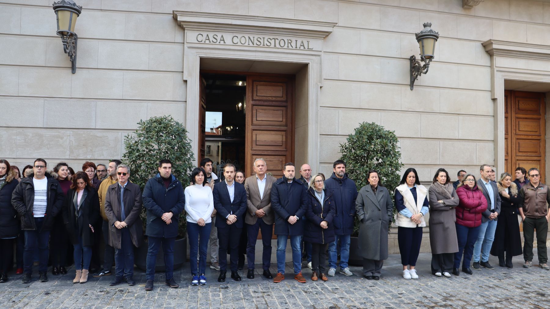 Minuto silencio en Tudela por las víctimas del accidente de trenes en Córdoba. AYUNTAMIENTO DE TUDELA
