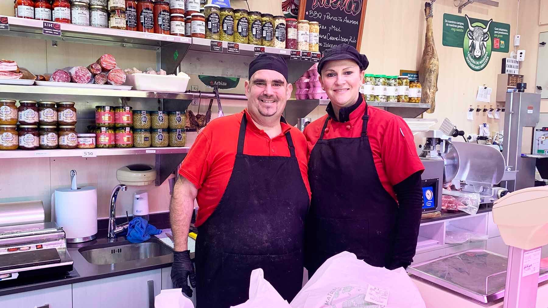 La carnicería de la comarca de Pamplona que arrasa con sus premios y con un cachopo espectacular