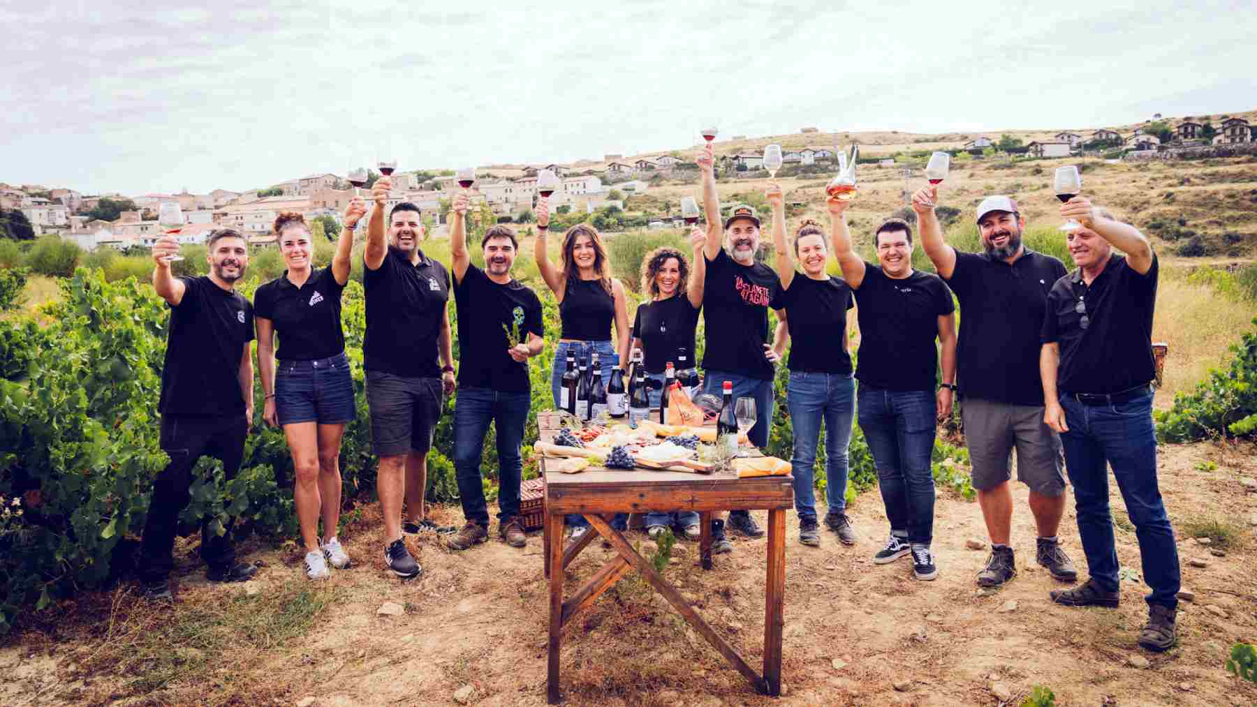 El pueblo de Navarra que lleva su “Vino de los Aromas” a Barcelona: una cata con música para conquistar la Wine Week