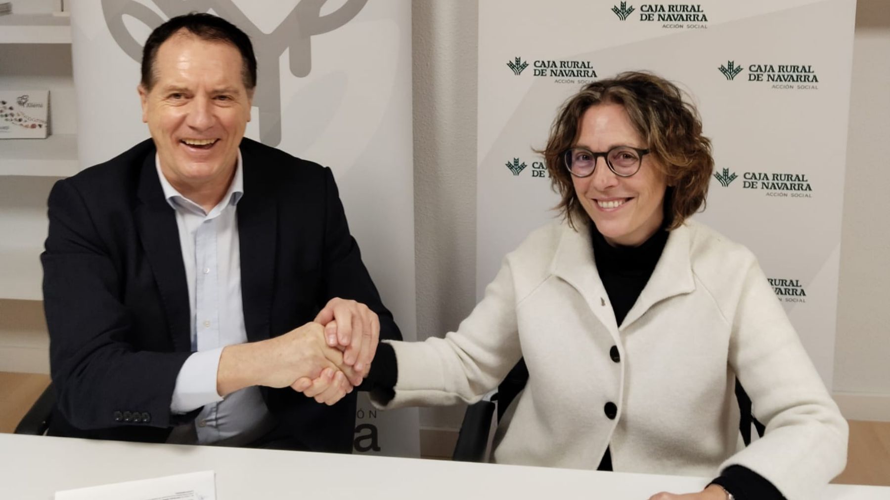 Nuevo convenio en Navarra para garantizar protección social a miles de personas vulnerables