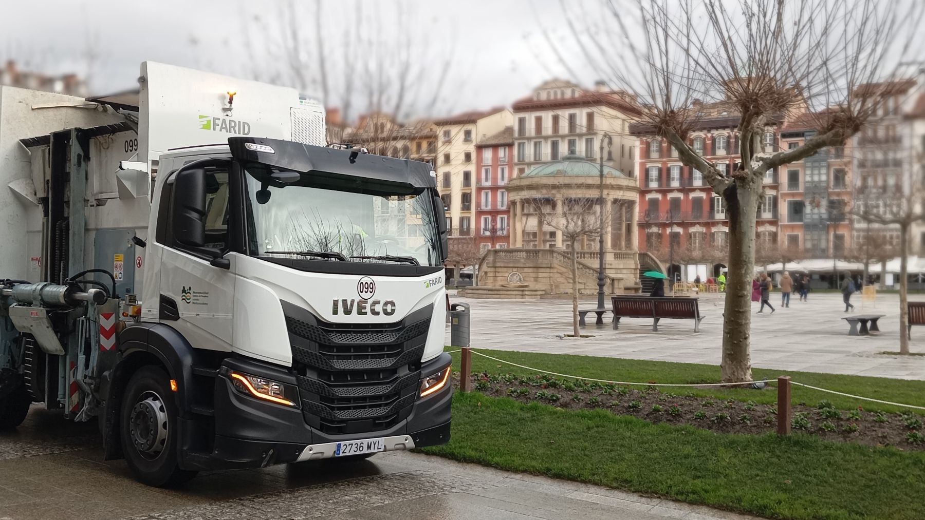 Los nuevos camiones que recogerán la basura de los contenedores en Pamplona y su comarca