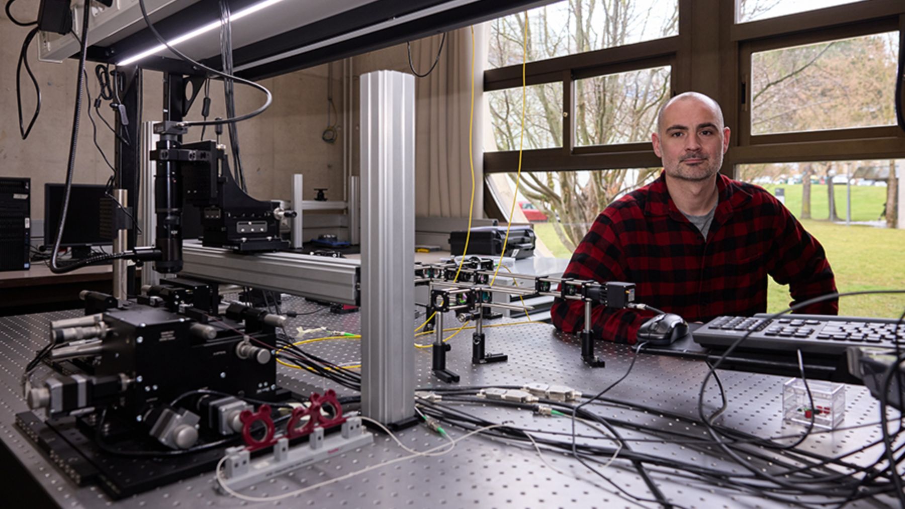 La Unión Europea da 150.000 euros a un proyecto de la UPNA para revolucionar el control de la radiación térmica