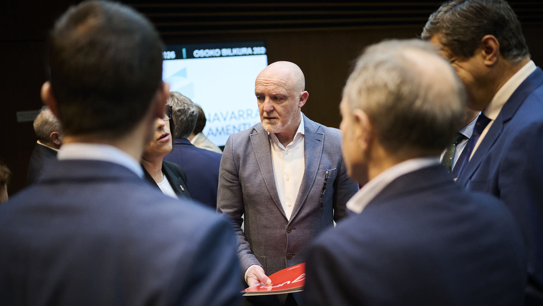 UPN defiende publicar el origen de detenidos y Bildu responde con ataques políticos: “sucursal del Trumpismo”