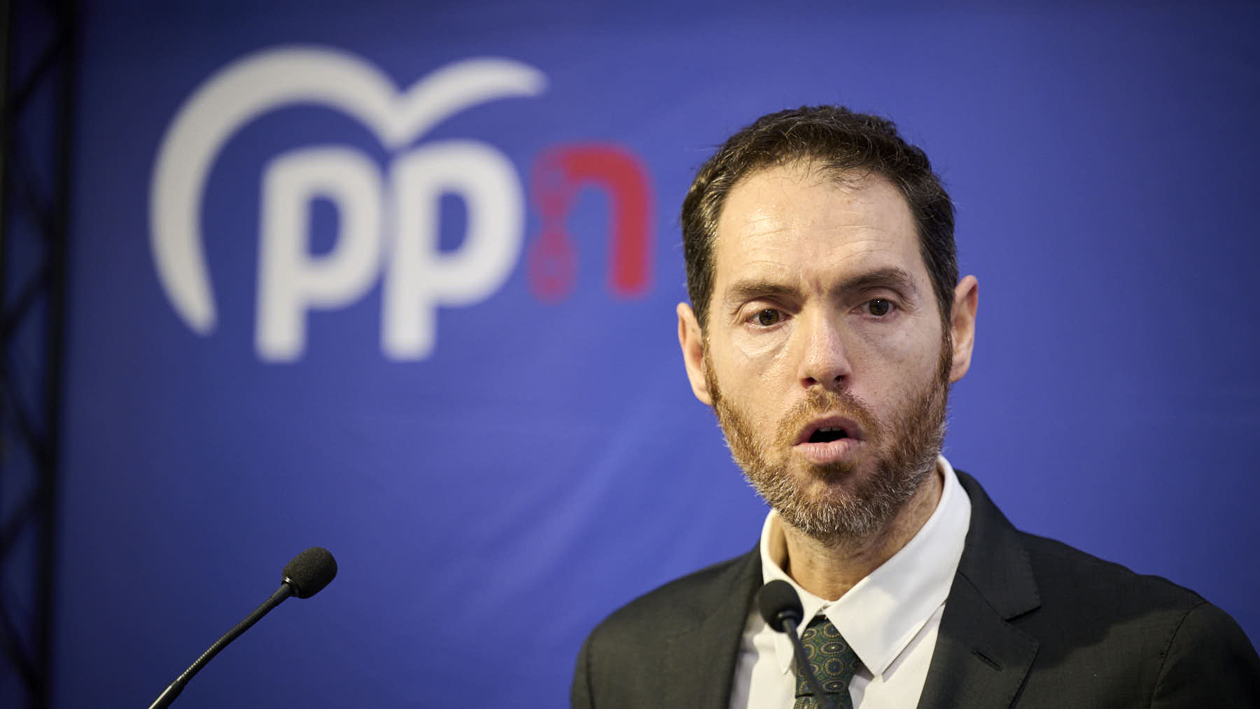 Sayas denuncia el modelo de Renta Garantizada y plantea medidas más duras para quienes rechacen trabajar