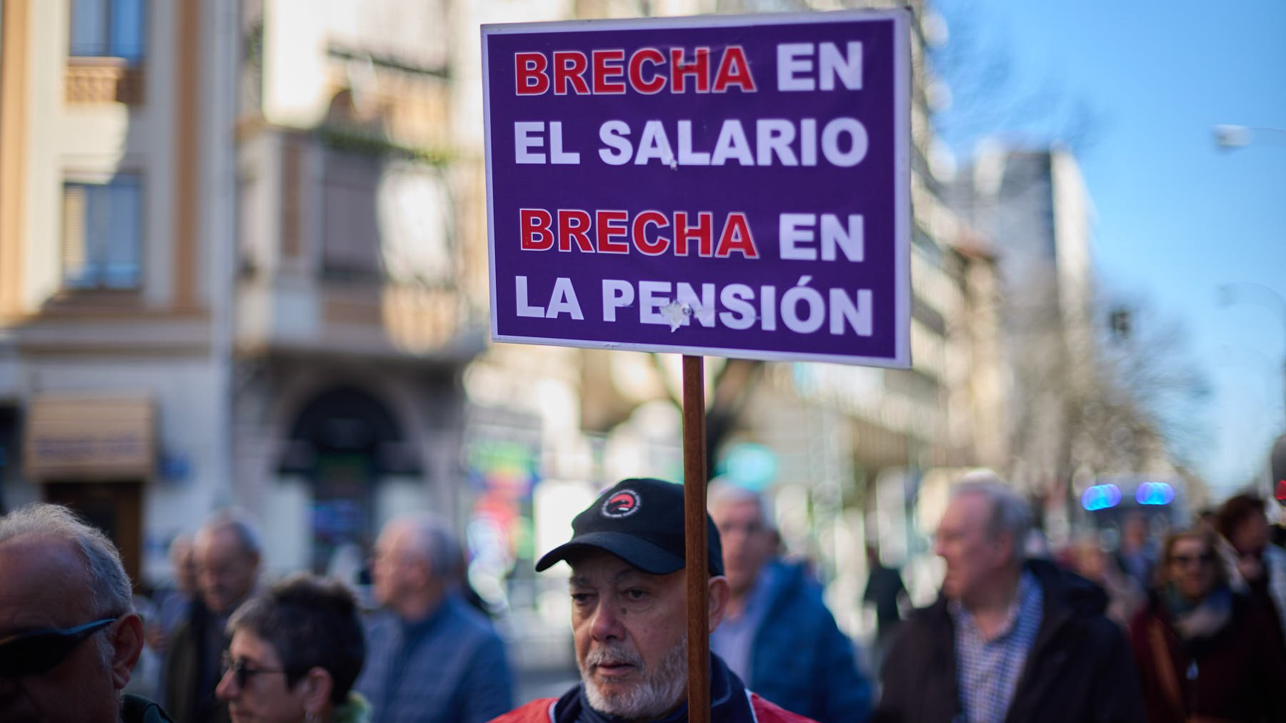 Los pensionistas se movilizan en Pamplona y exigen 
