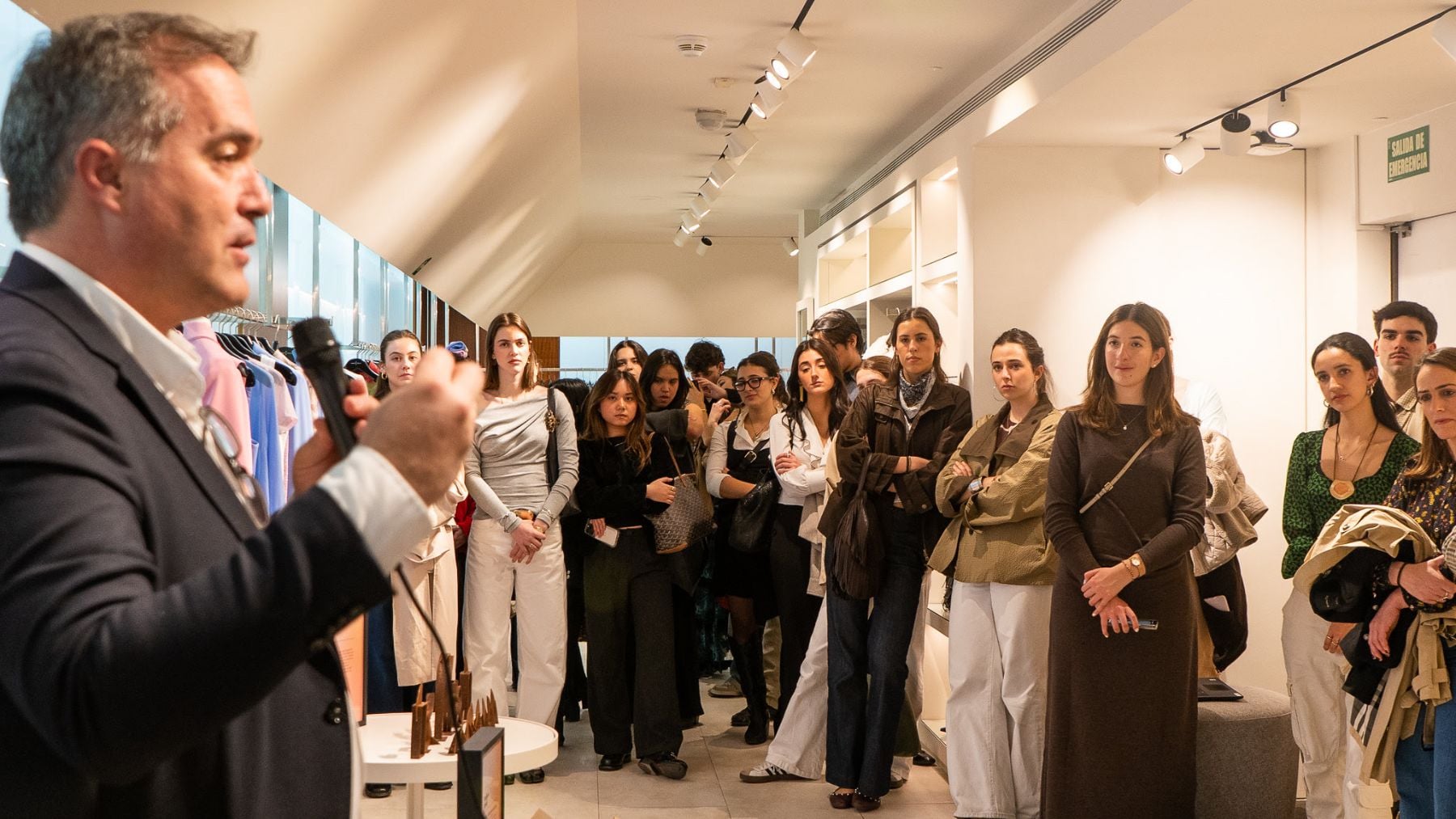 Los cinco jóvenes navarros que llevan sus diseños de moda más sorprendentes a la Milla de Oro madrileña