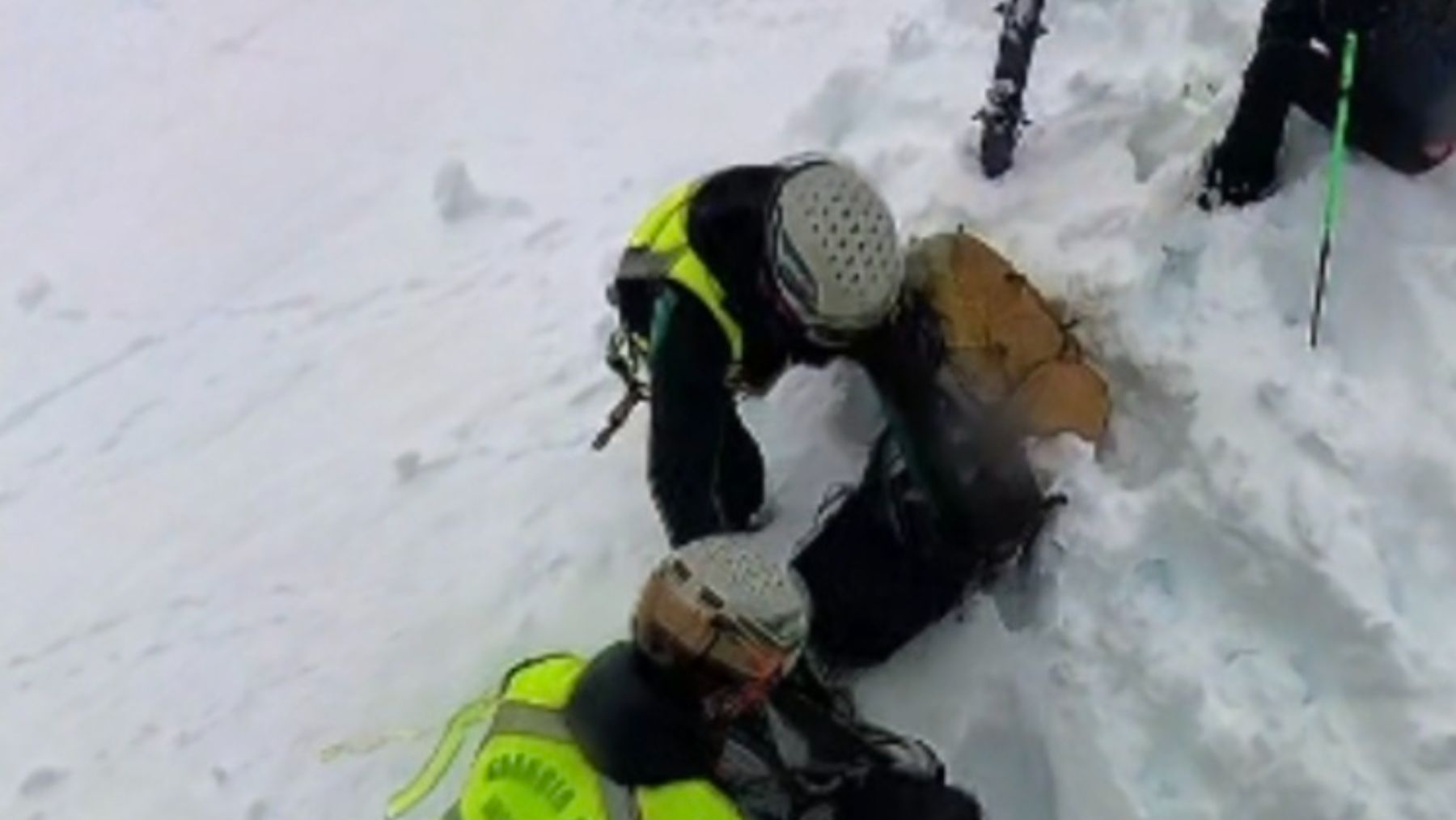 Dos navarros rescatados por la Guardia Civil tras quedar atrapados por la nieve en el Pirineo aragonés