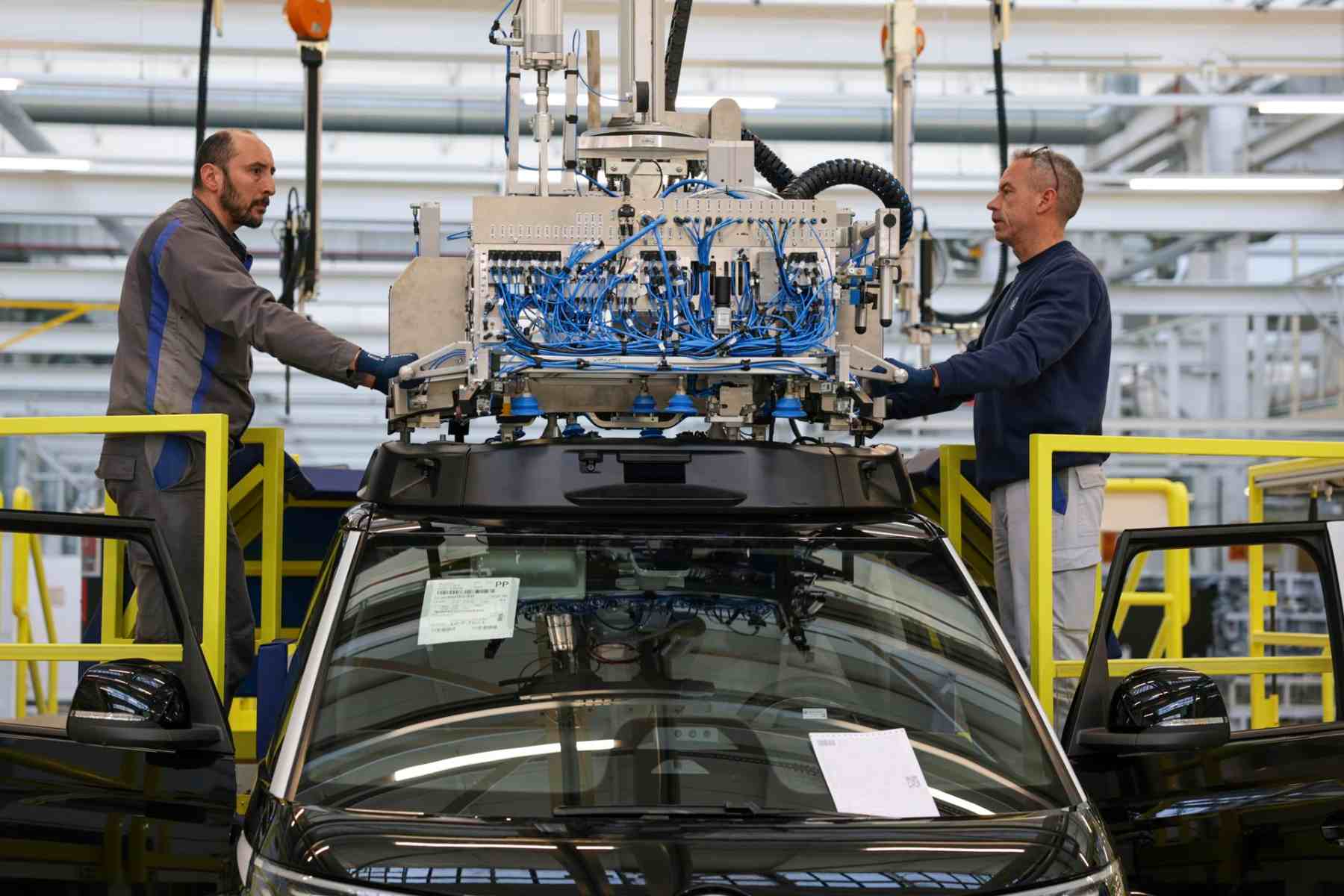 Volkswagen amplía hasta 50.000 los empleos que recortará en los próximos años