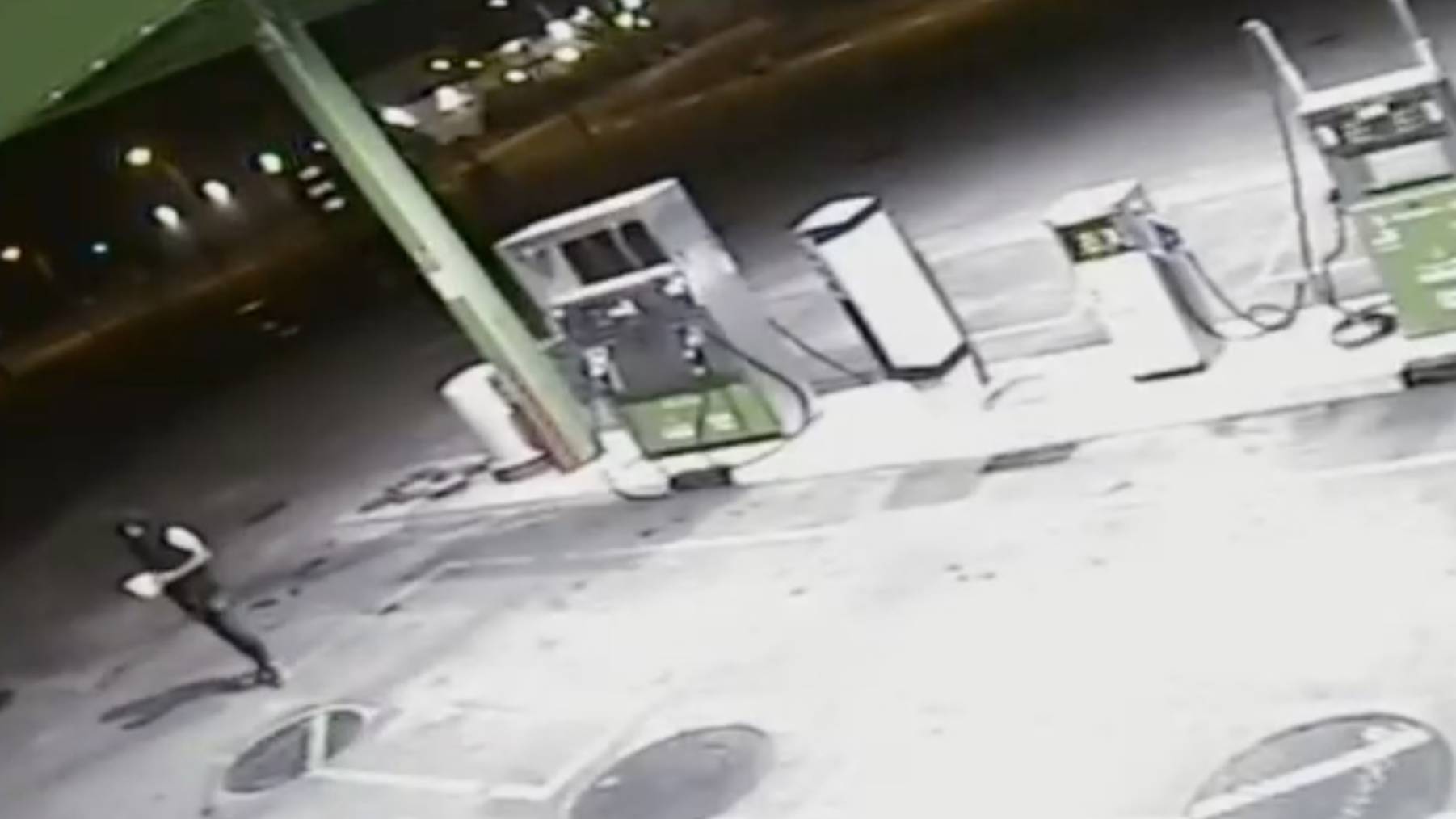 El asalto a una gasolinera de Castejón termina con tres investigados gracias a las cámaras