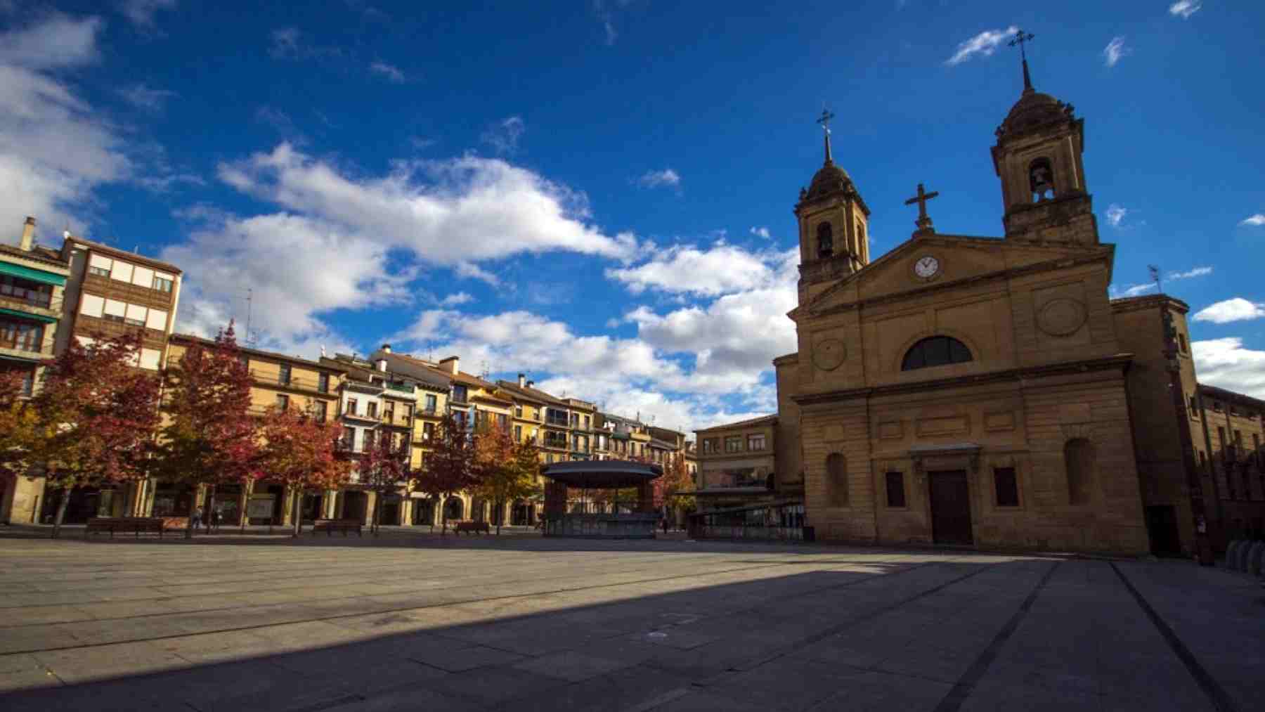 El pueblo de Navarra que va a reformar por completo los porches de su plaza más histórica y emblemática