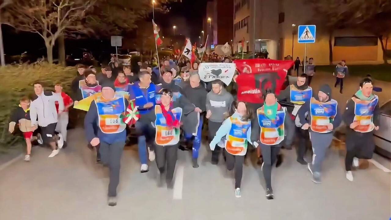 De madrugada y con megáfono: la Korrika entra en la comarca de Pamplona blanqueando a asesinos etarras y molestando a vecinos