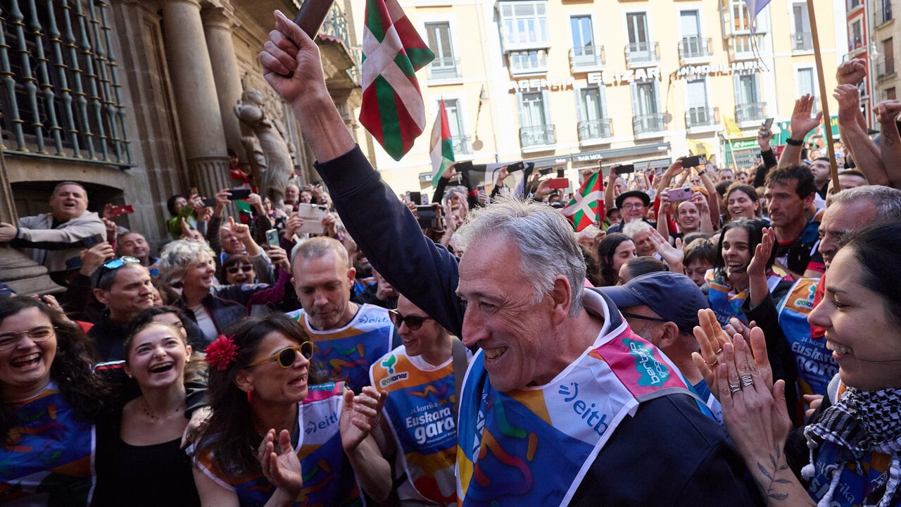 Asiron recoge el testigo de la carrera en la que se homenajea a los asesinos etarras: financiada con el dinero público