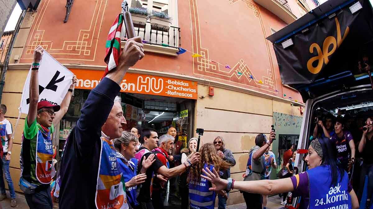 El PSOE de Chivite evita que se retire el dinero público a la Korrika para contentar a sus socios proetarras de Bildu