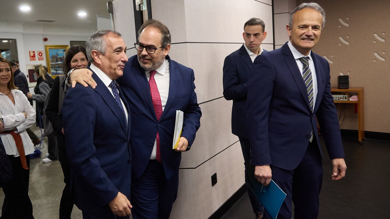 El comisionado del TAV pide no elucubrar con las fechas del tren en Navarra: “No hay nada parado”