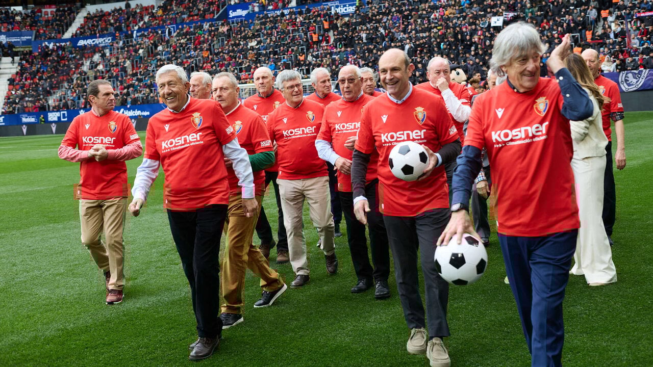 El equipo que cambió la historia de Osasuna: un homenaje merecido a unos jugadores inolvidables