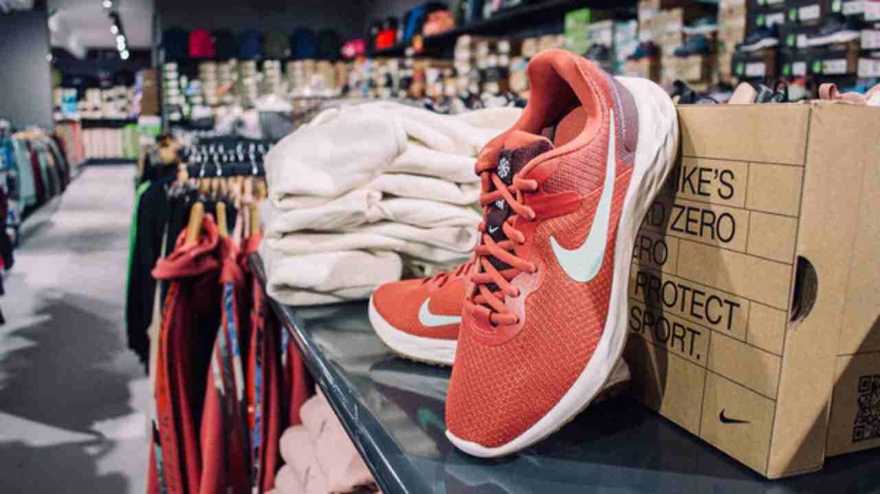 El nuevo paraíso del 'outlet' abre sus puertas en Pamplona y regalará 300 euros a su primer cliente