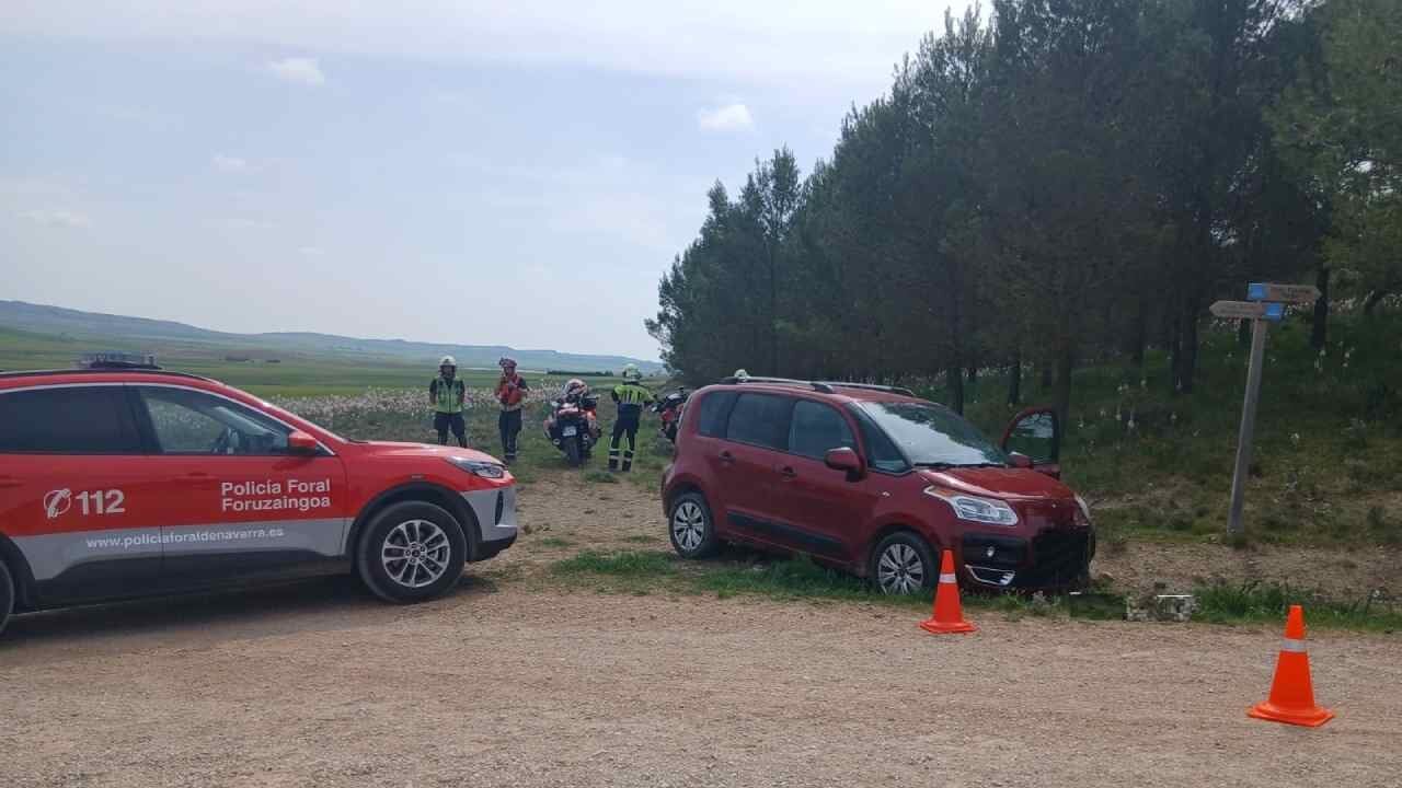 Un hombre de 90 años muere tras ser atropellado por su propio coche en una zona rural de Navarra