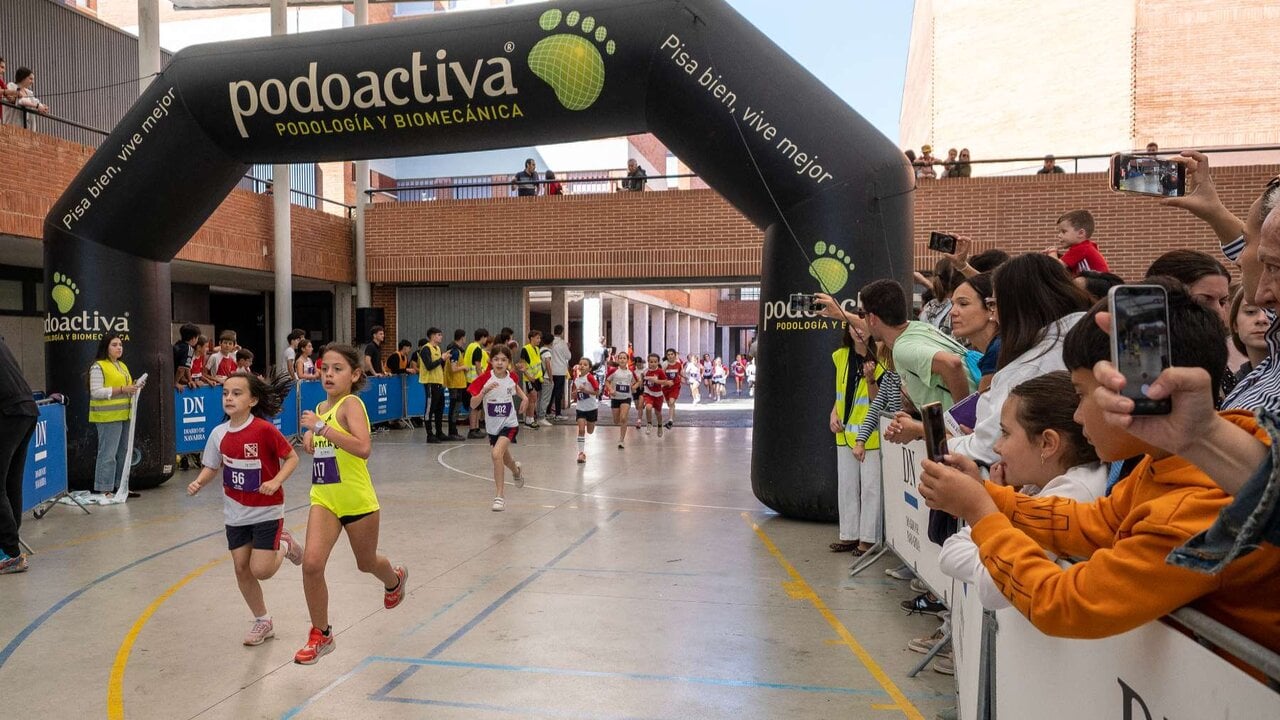 El emotivo cross de un colegio de Navarra que recuerda a un antiguo alumno fallecido en el encierro de 1977