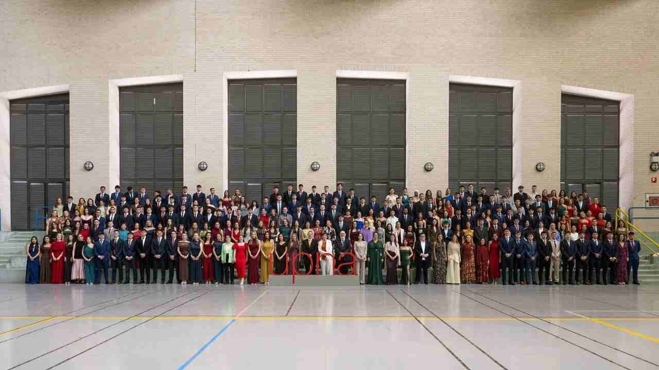 Acto de graduación de la promoción 2026 de la Facultad de Ciencias Económicas y Empresariales de la UPNA. UPNA