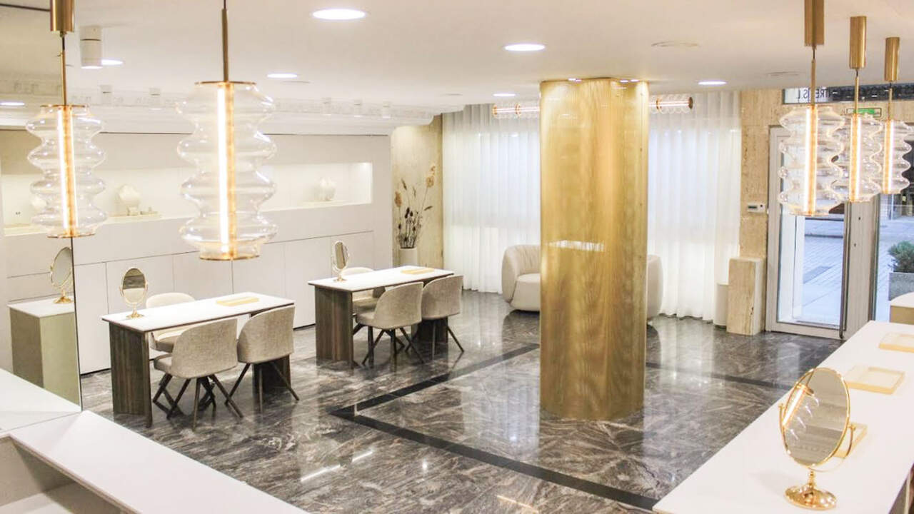 Imagen del interior de la nueva boutique de la joyería Bijoya en Pamplona. Cedida.