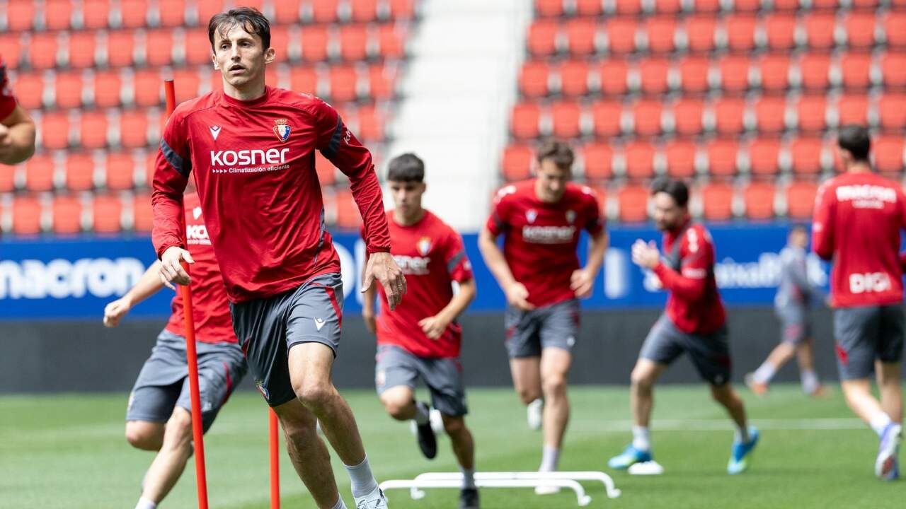 Lisci sorprende con tres cambios en Osasuna para recibir al Barcelona en El Sadar