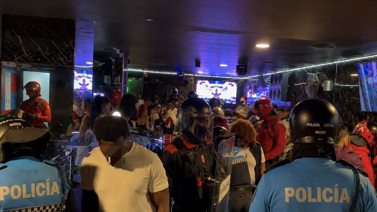 Cuatro denuncias en un local del centro de Tudela durante un control policial por quejas vecinales