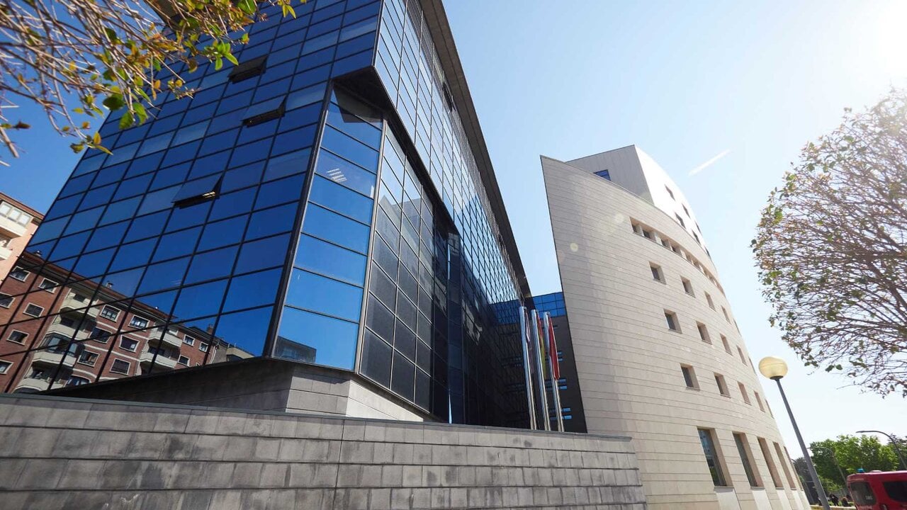 El TSJN revoca la sentencia que reconocía pagos de atrasos a los funcionarios de Navarra de los últimos 4 años