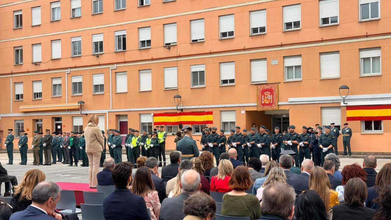 Pamplona se vuelca en el aniversario de la Guardia Civil con reconocimientos y recuerdo a los caídos en servicio