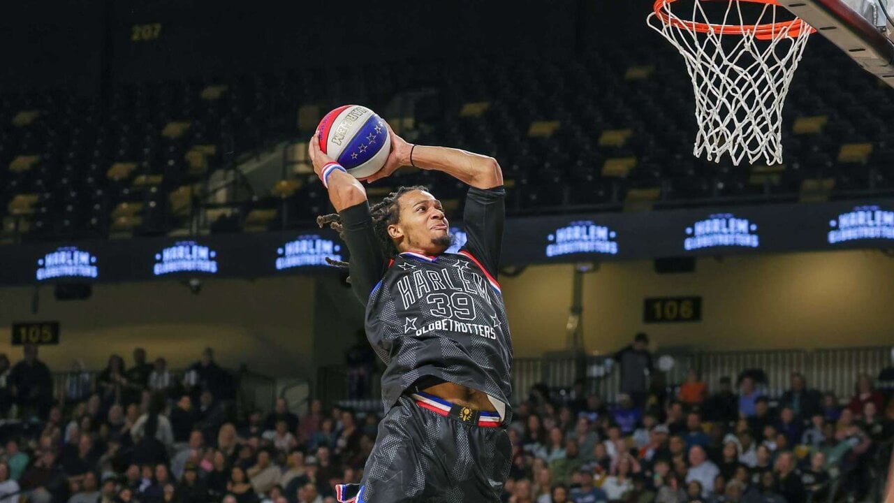 Los Harlem Globetrotters celebran sus cien años en Pamplona con un show familiar que mezcla baloncesto y humor
